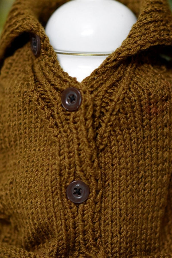 Extra image for Collar Tea Cozy