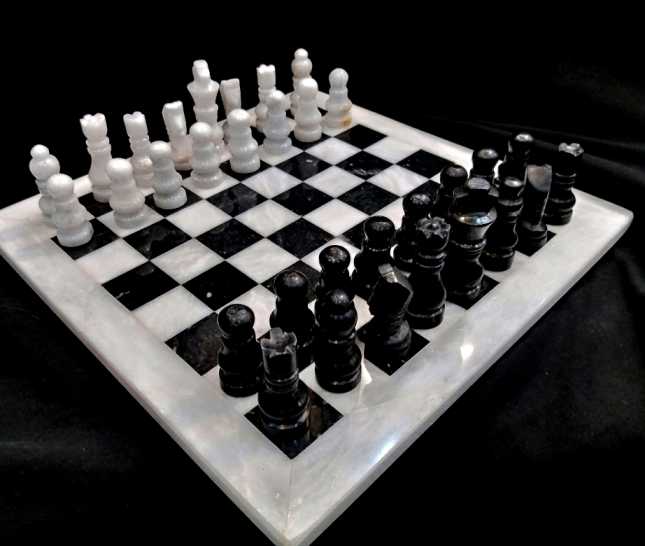 Marble onyx chess set