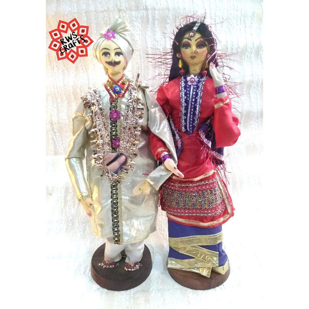 Traditional Pakistani dolls