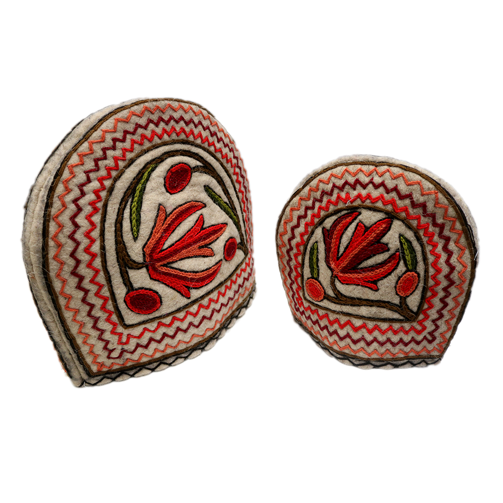 Hand Embroidery Tea Cozy set