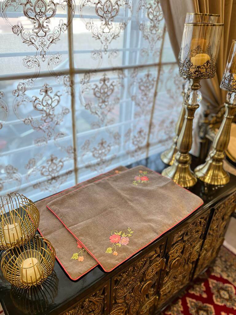 TM-22 Brown Jacquard Tray Mats