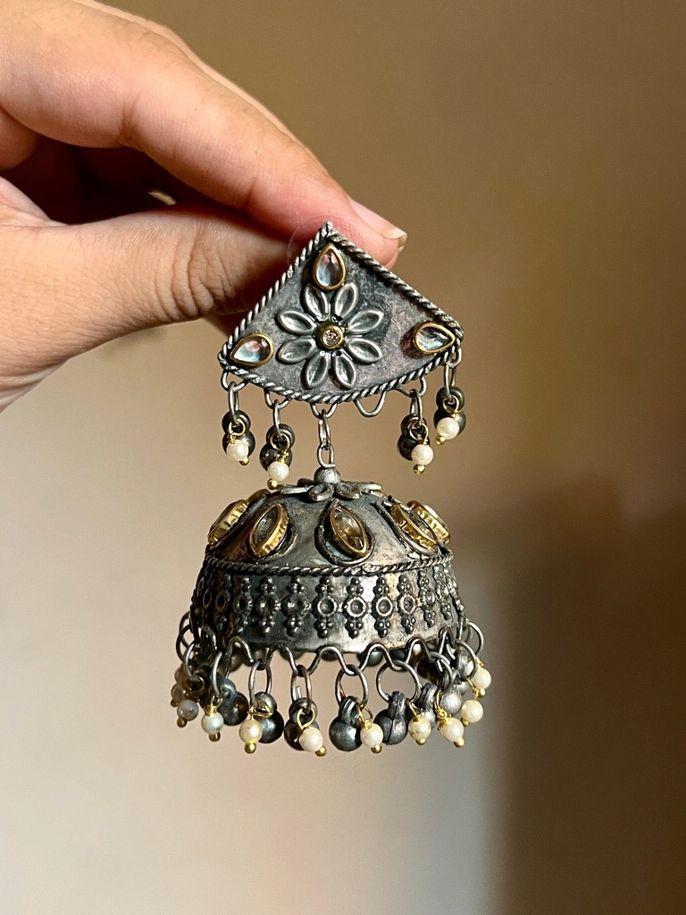 Takon jhumka design 1