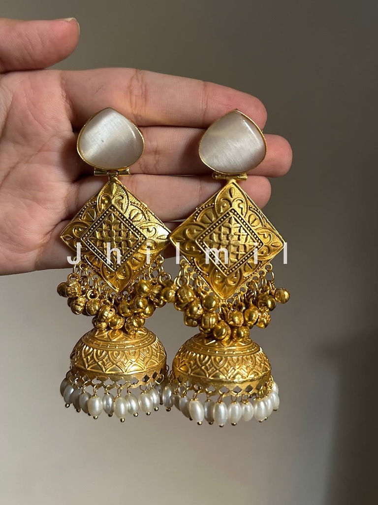 Basanti Jhumka - Paan Design