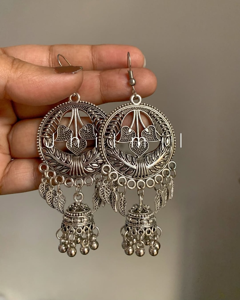 Paan Carved Leaf hanging Jhumki