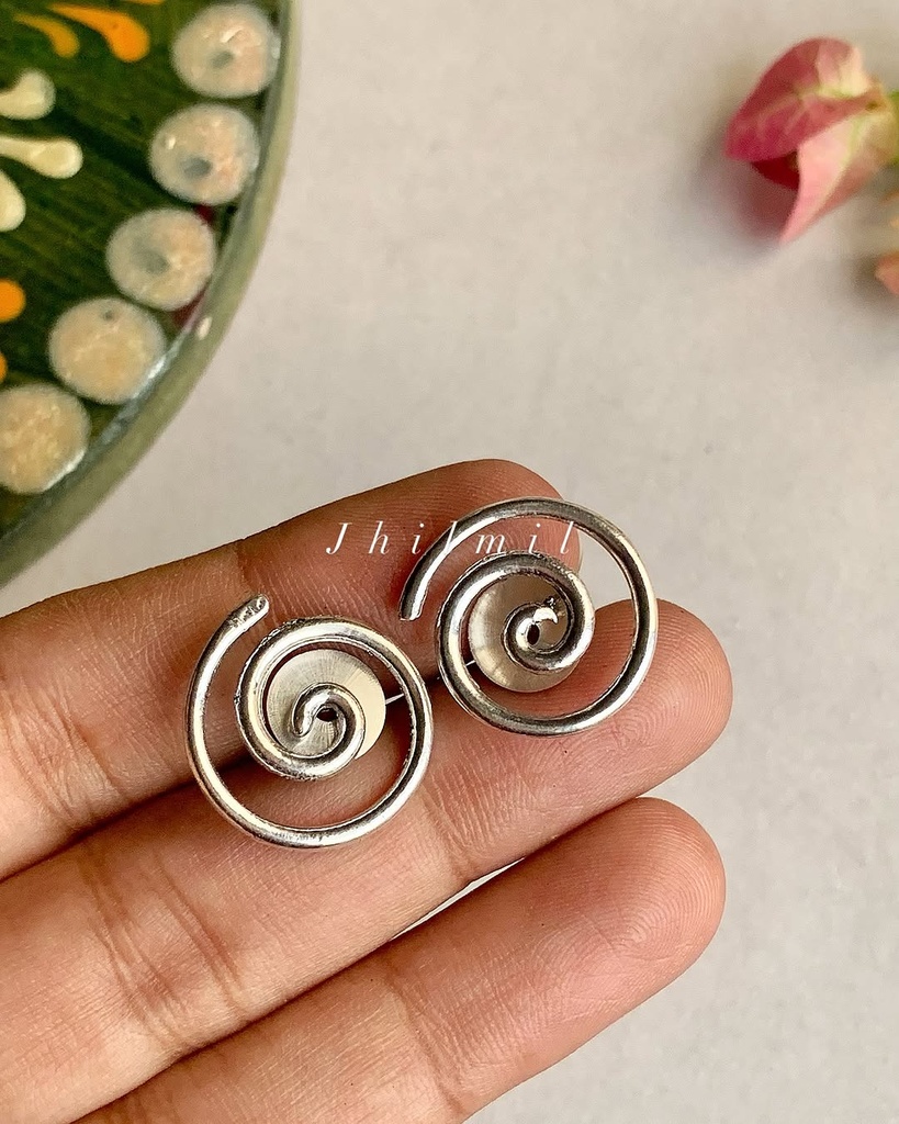 Spiral Mini Studs