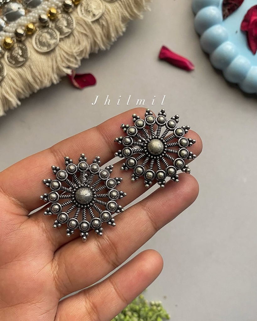 Oxidized Studs - A