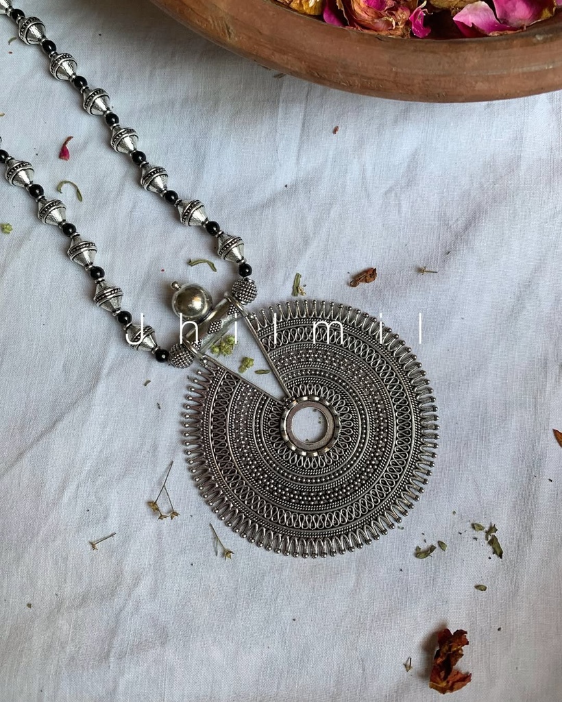 Round Carved black beads mala