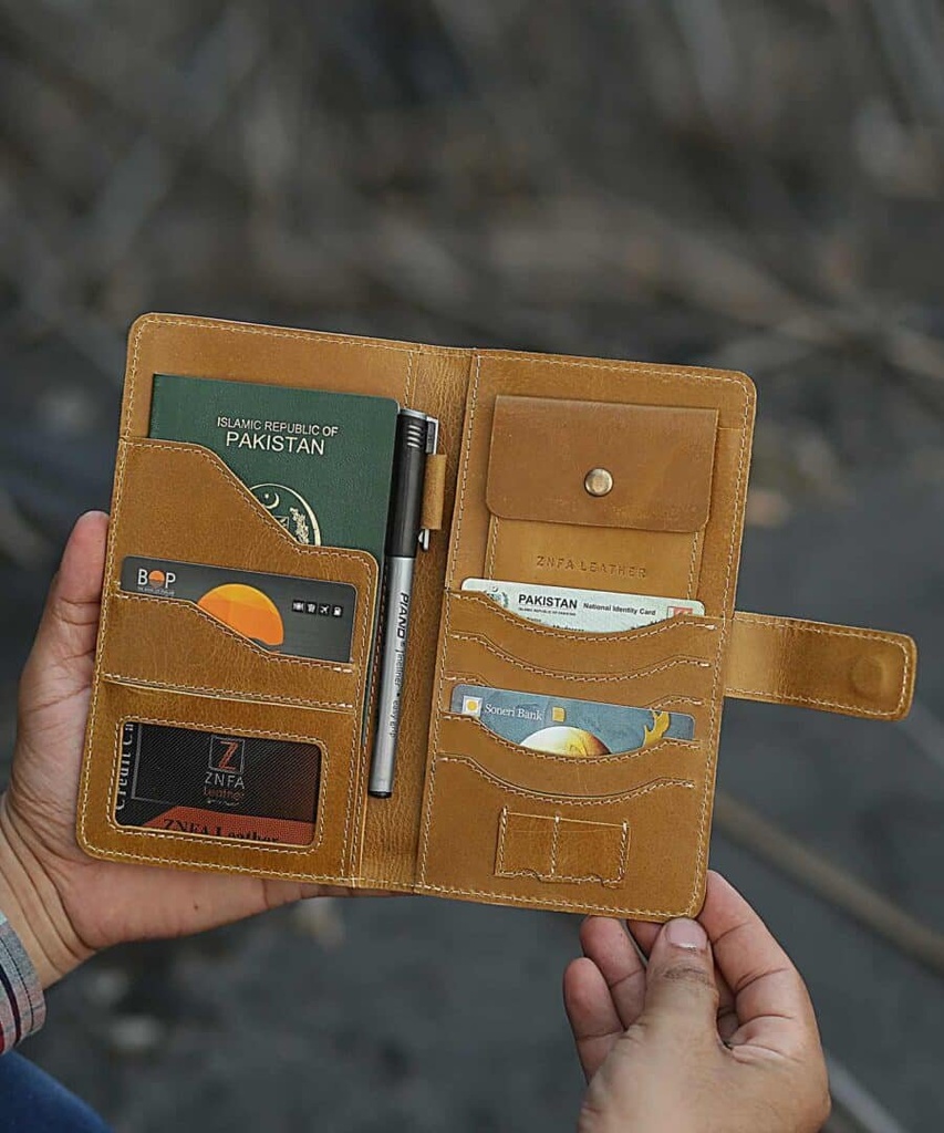 Travel Kit – Camel Yellow