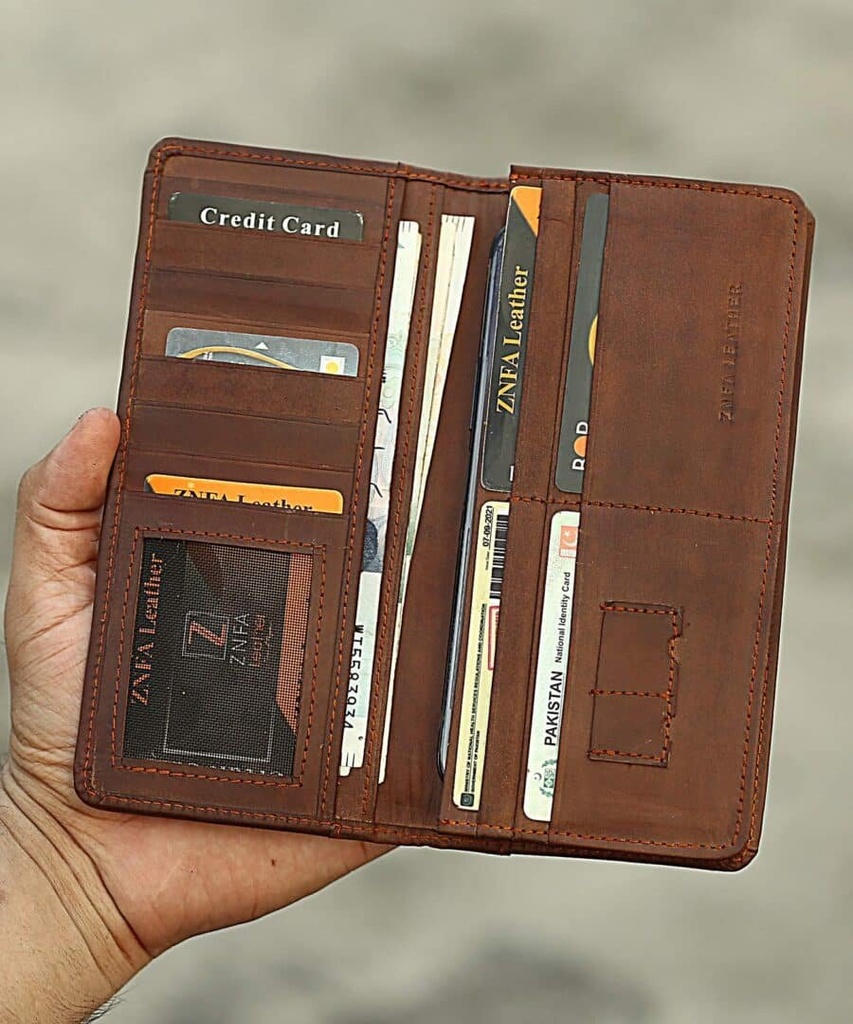 Companion – Camel Brown