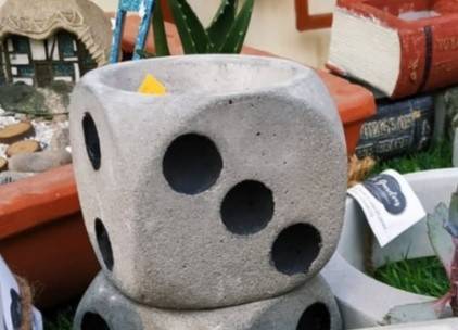 The Dice Planter - Grey