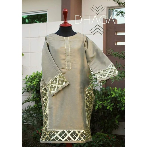 [PK4663-CW-PRT-014377] Mesuri Shirt