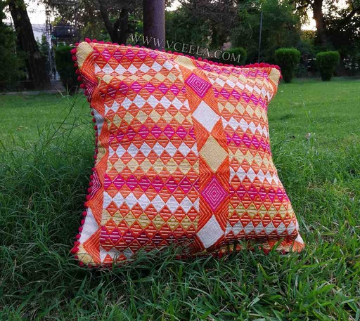 [PK5848-HM-CUS-016625] Embroidered Cushion Cover