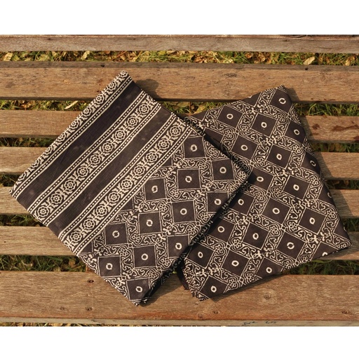 [PK0013-CW-UNS-001844] Ajrak - 2 Piece Suit