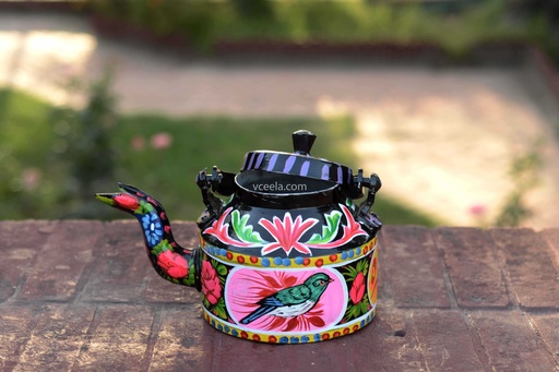 [PK0310-HM-KIT-023371] Truck Art Tea Kettle