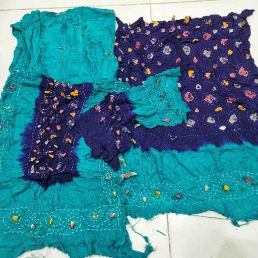 [PK7775-CW-UNS-024003] Bahawalpur Linen Chunri (3-Piece)