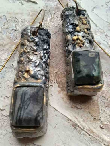 [PK5419-JW-EAR-029687] Hand sculpted earrings 