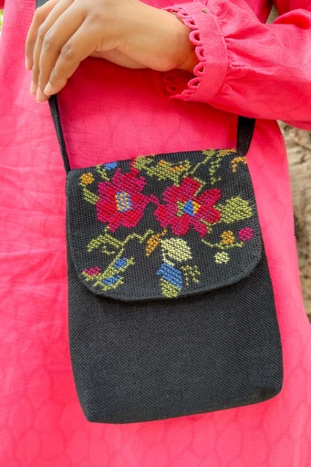[15-B-24] CROSS-STITCH CROSSBODY BAG