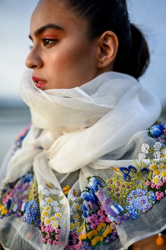 [2-D-25] Periwinkle Organza Stole