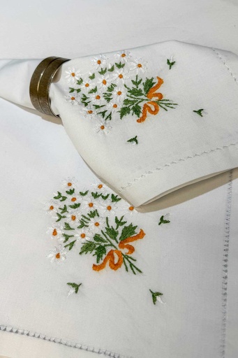 [22-TN-24] EMBROIDERED TABLE NAPKINS SET