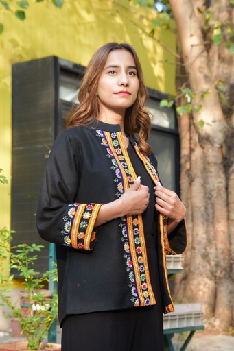 [6-J-24] TRADITIONAL EMBROIDED JACKET