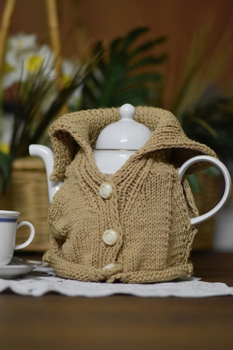[1-kn-20] Collar Tea Cosy - Beige