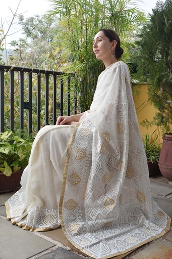 [27-K-32] Lily Applique Saree