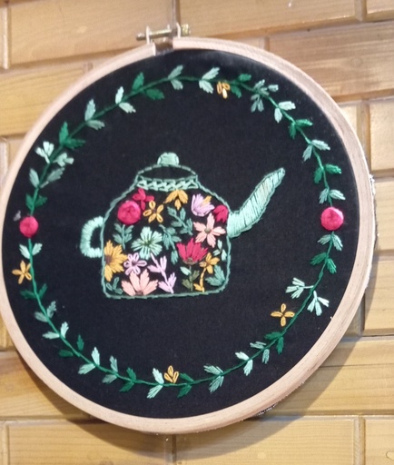 Embroidered kitchen hoop