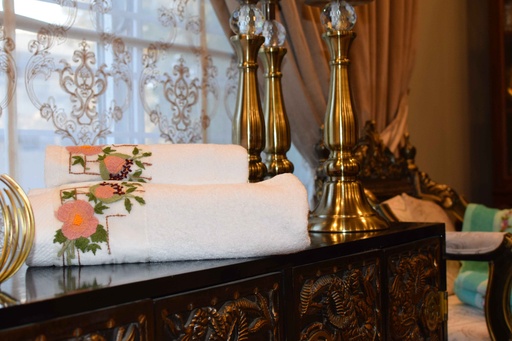 [VC-EG-T-5] T-5 White Towel Set of 2