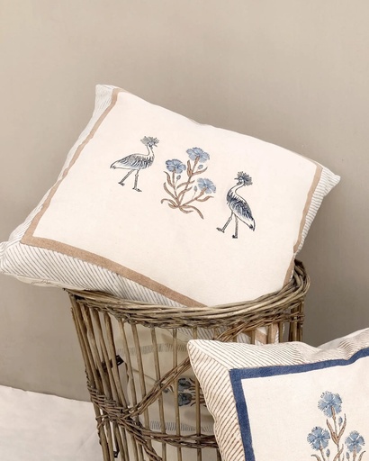 [VC-CALC-127] Cranes | Charbagh Cushion Cover