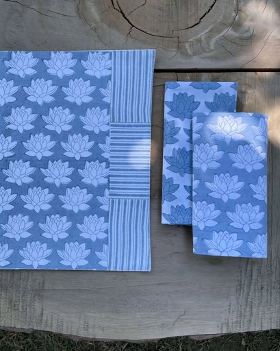 [VC-CALC-080] Dusty Blue Lotus Napkin Set