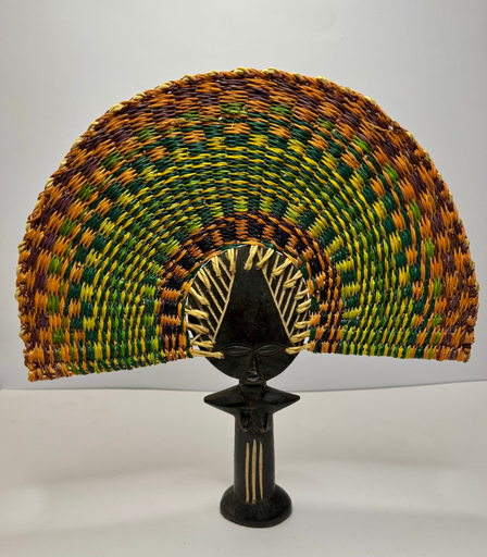 [VC-NUQ-245] Wooden African Figurine Fans – Green Multi-Colour