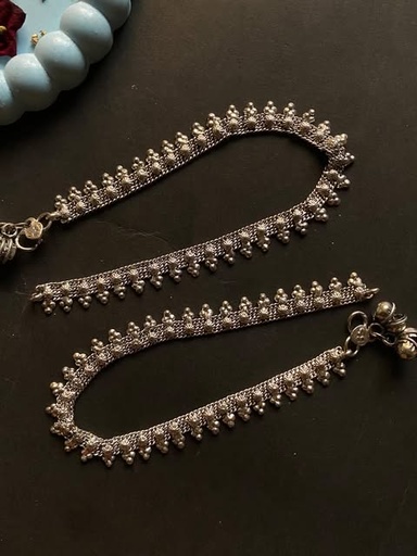 [VC-JHIL-043] Angoor Pazaib pair