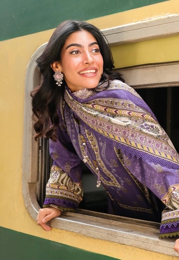 [VC-JHIL-132] Vase ear candy