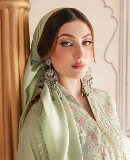 [VC-JHIL-173] Swan long chain earrings