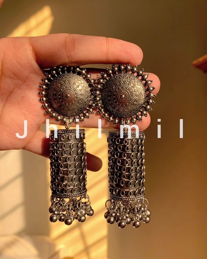 [VC-JHIL-175] Cylinder Oversized Earrings