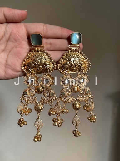 [VC-JHIL-194] Neelum Earrings