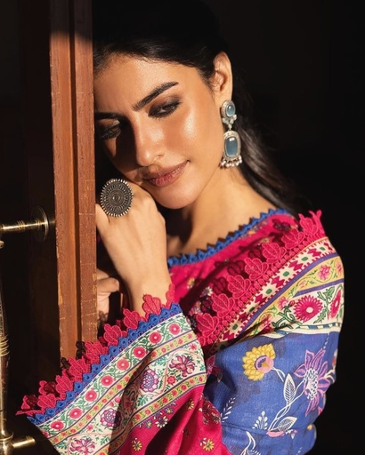 [VC-JHIL-229] Designer look Mona Lisa stone Danglers