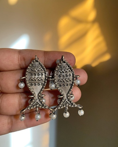 [VC-JHIL-341] Fish studs