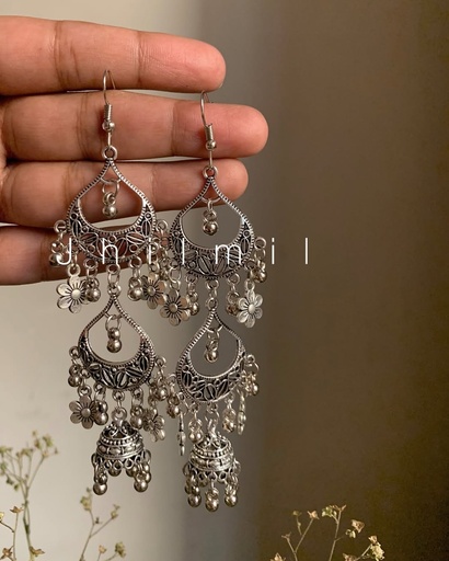 [VC-JHIL-357] Cute Flower Hanging Jhumki