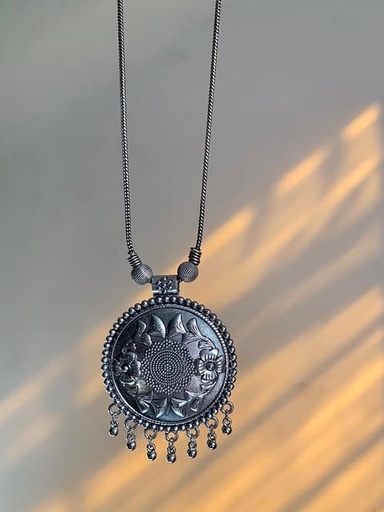 [VC-JHIL-472] Pendant - Design 04D