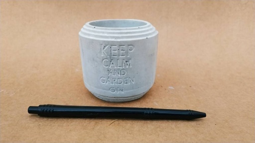 [PK0849-HM-PLN-005913] Keep Calm & Garden On Planter